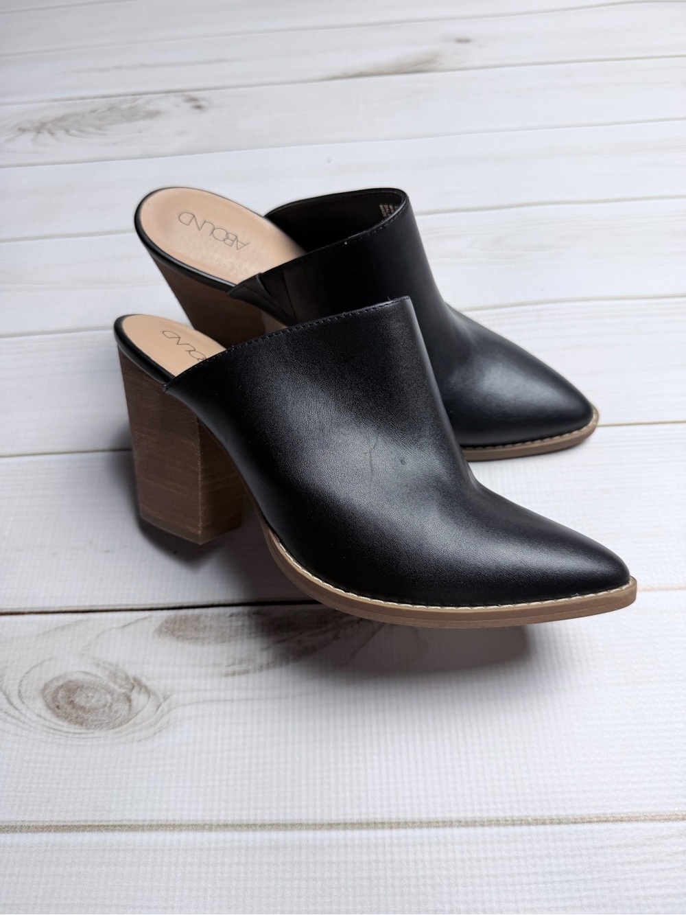Abound Black Pointed-Toe Mule Block Heels